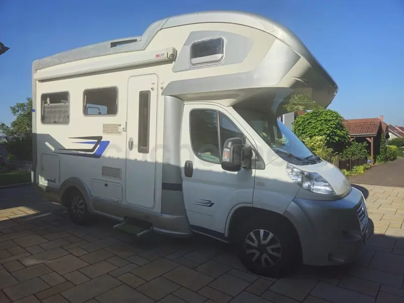 Autocaravana Eura Mobil sobre Fiat — foto 2