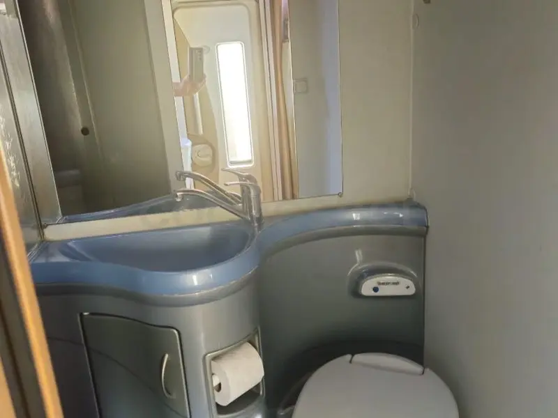 Autocaravana Eura Mobil sobre Fiat — foto 15