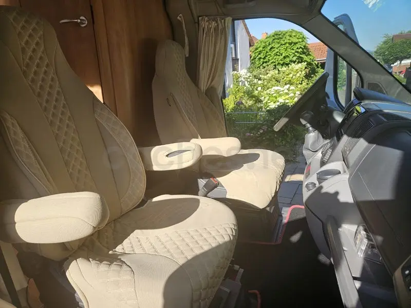 Autocaravana Eura Mobil sobre Fiat — foto 19