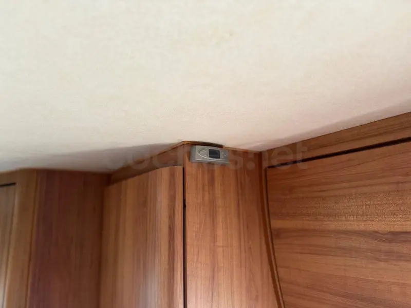 Autocaravana capuchina Eura Mobil sobre Ford Transit — foto 22