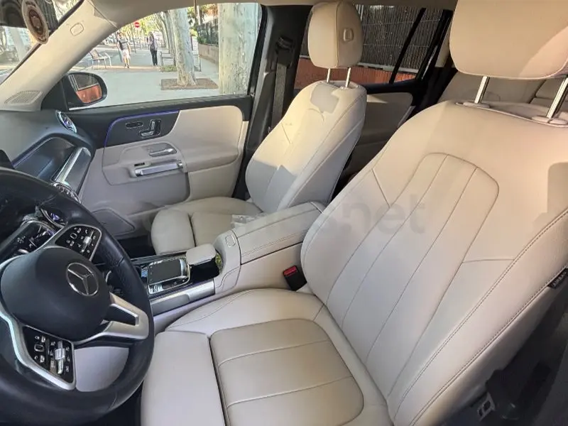 Mercedes-Benz GLB 250 4MATIC — foto 8