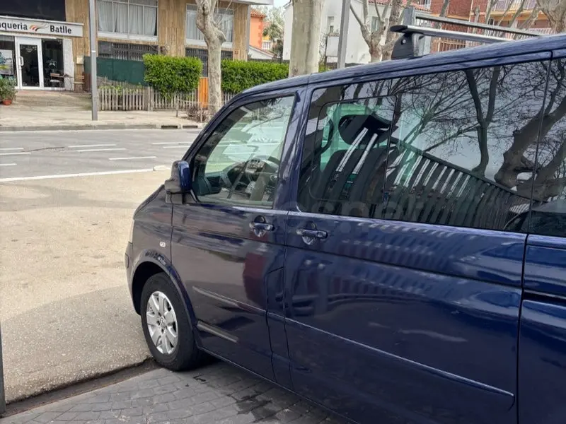 Volkswagen Multivan Comfortline T5 — foto 3