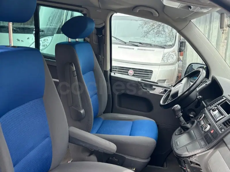 Volkswagen Multivan Comfortline T5 — foto 9