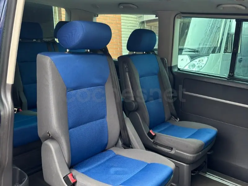 Volkswagen Multivan Comfortline T5 — foto 11