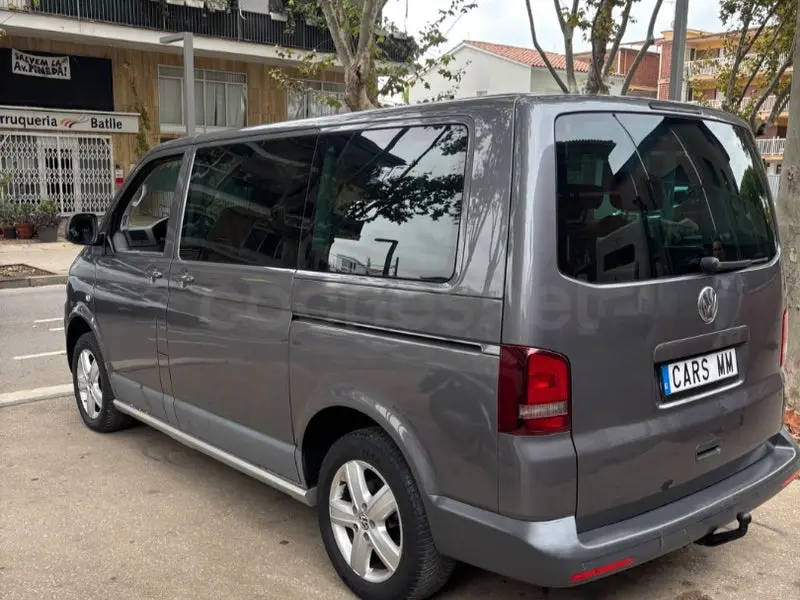 Volkswagen Multivan Highline 4Motion gris, vista frontal — foto 6