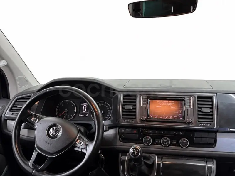 Volkswagen Multivan Premium T6 granate, vista frontal — foto 7