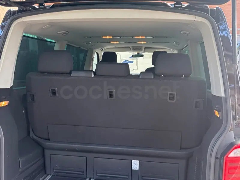 Volkswagen Multivan Premium T6 granate, vista frontal — foto 15