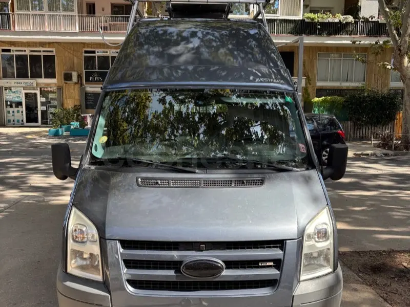 Ford Transit Nugget Westfalia con techo elevado