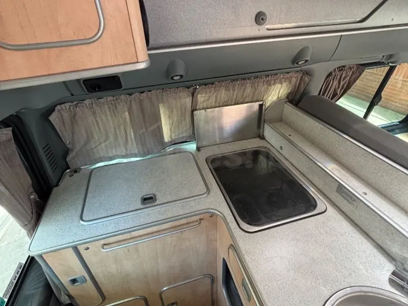 Ford Transit Nugget Westfalia con techo elevado — foto 15