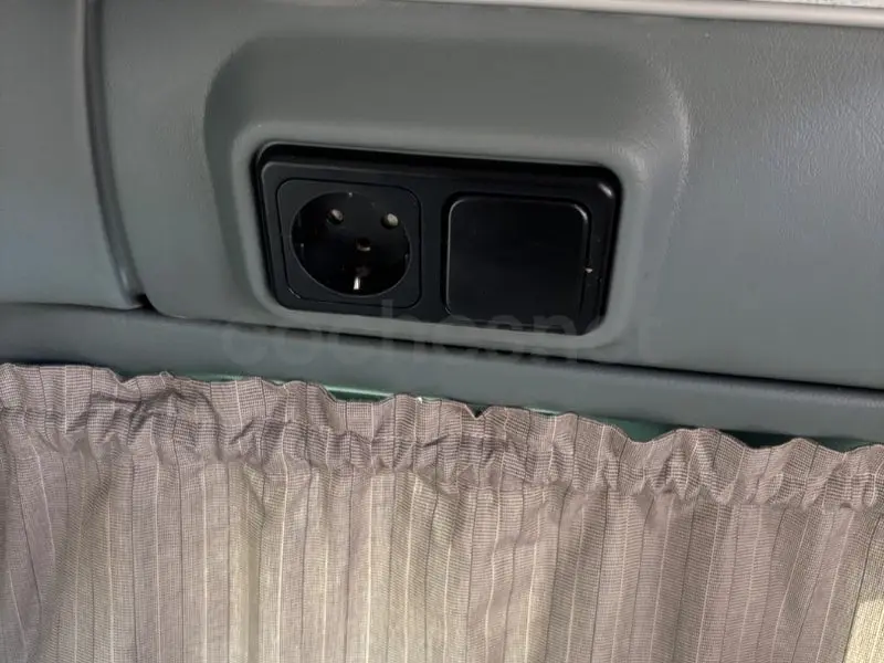 Ford Transit Nugget Westfalia con techo elevado — foto 18