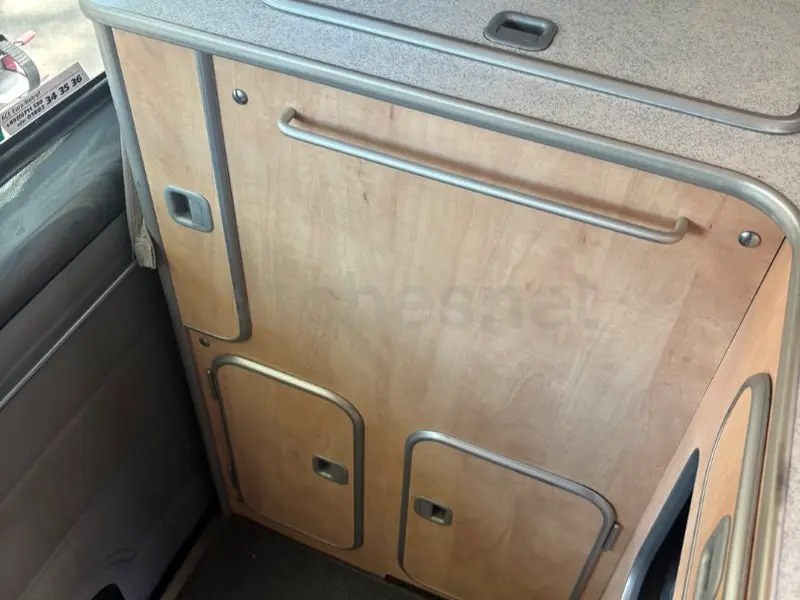 Ford Transit Nugget Westfalia con techo elevado — foto 19