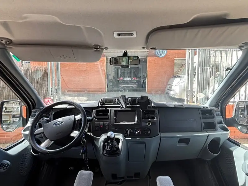 Ford Transit Nugget Westfalia con techo elevado — foto 22